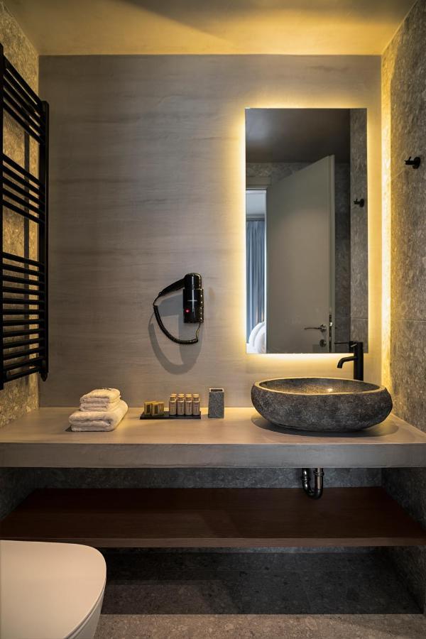 Bob W Akadimia Athens Hotel Bagian luar foto